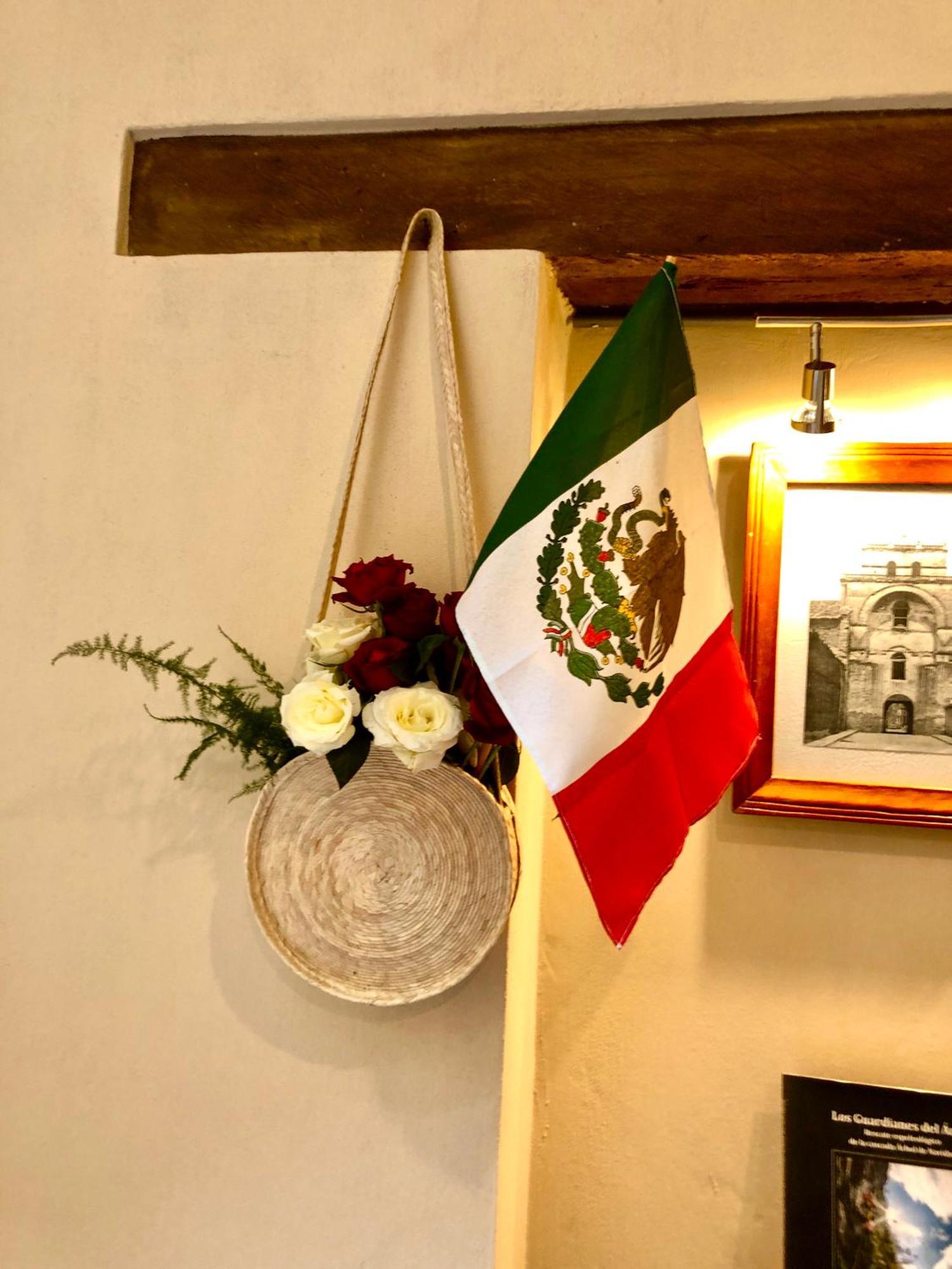הוסטל San Cristóbal de Las Casas Casa San Cristobal מראה חיצוני תמונה